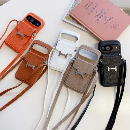 hermes エルメス ブランド 女性愛用 ストラップ付き 斜めがけ iphone16ケースカード収納, hermes エルメスメタルロゴGalaxy S24ケース, hermes エルメス送料無料 全機種対応 Google Pixel 9ケース,hermes エルメス通販店 売れ筋iphone16ケース,  送料無料hermes エルメス 全機種対応 iphone16ケース, 女性愛用herme